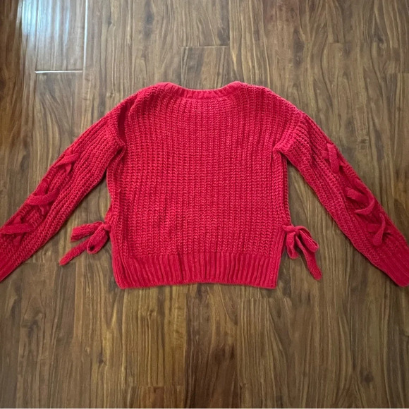 Juniors’ Candie’s Long Sleeve Hi-Lo Pullover Cropped Bow Sweater Red size XS - Picture 8 of 11